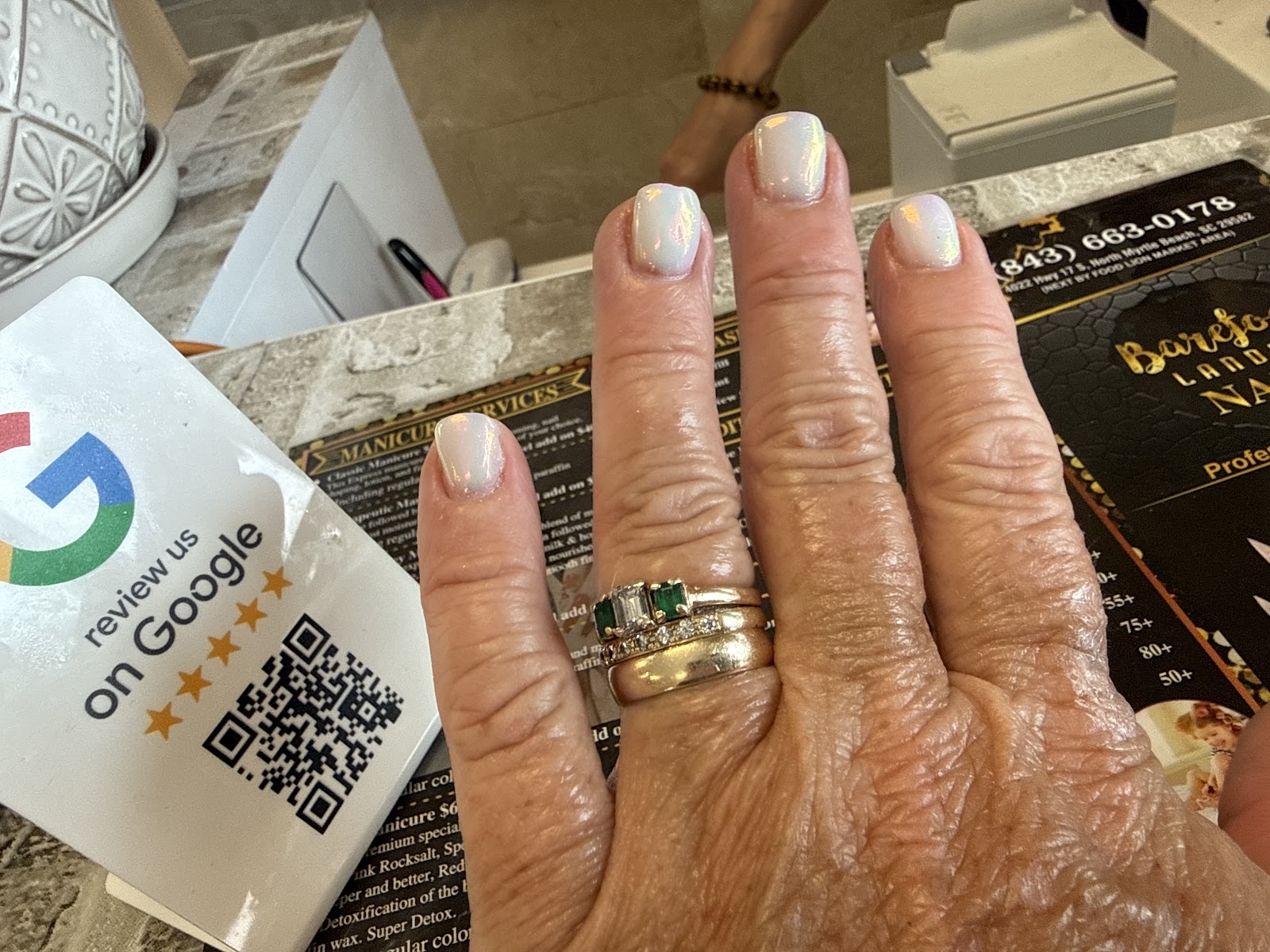 BAREFOOT LANDING NAILS nail photo 3